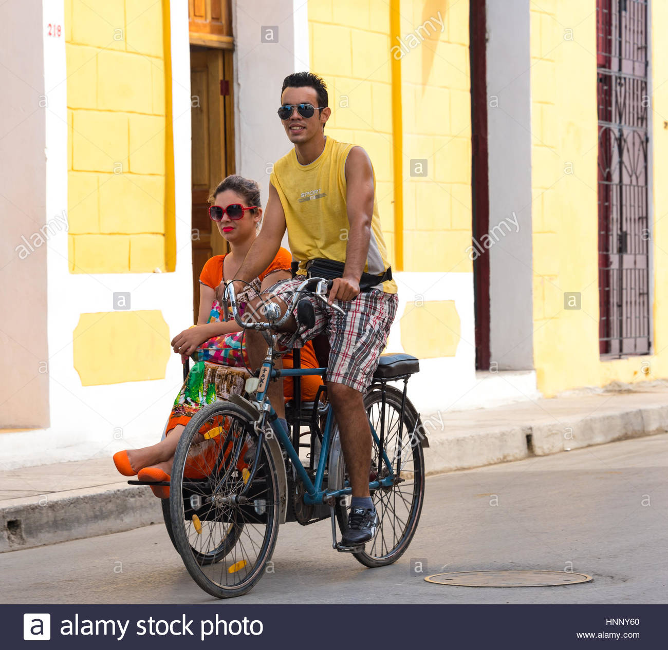 triciclo con sidecar