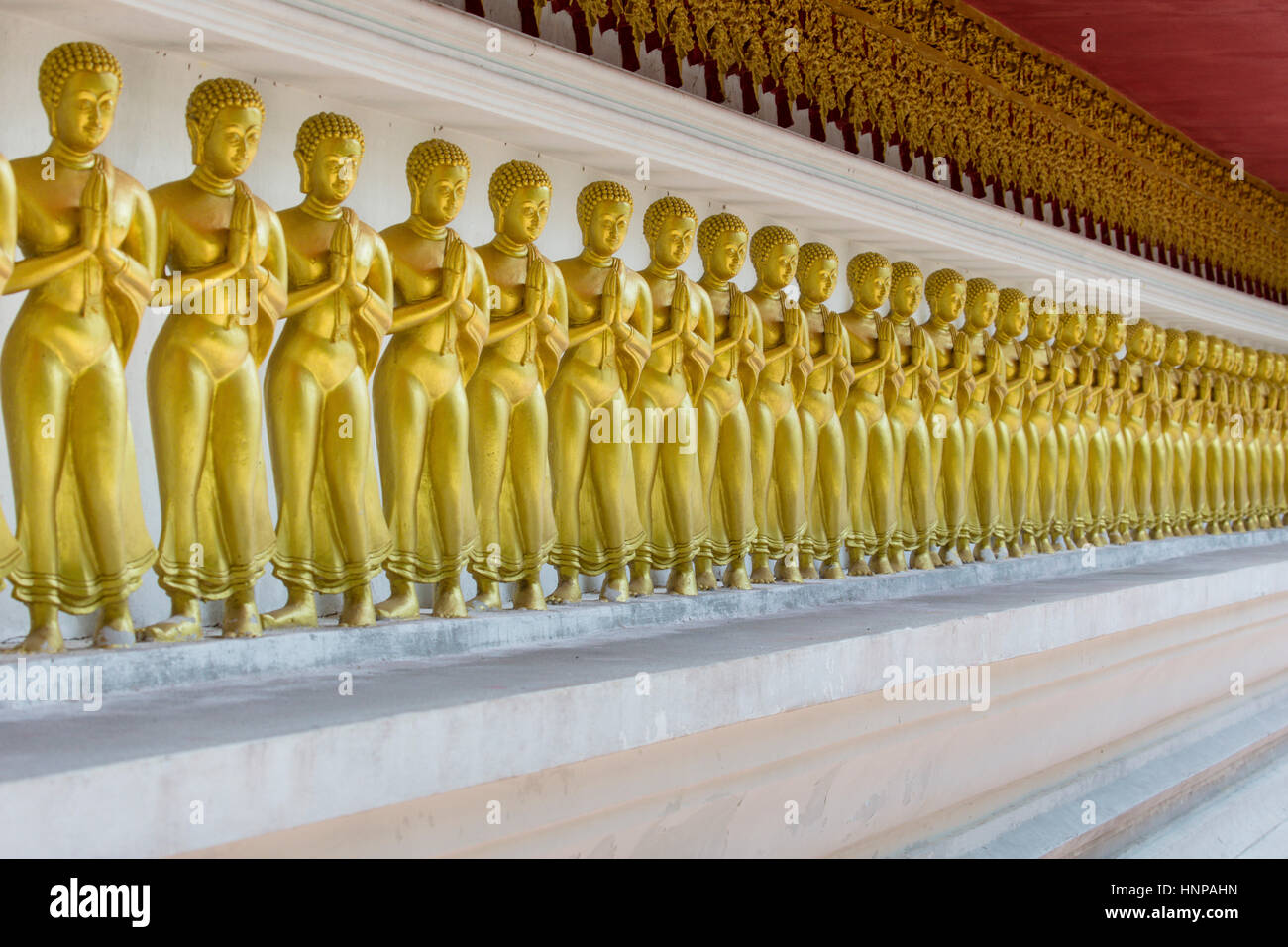 Estatuas de Buda, Wat Bang Riang, complejo de templos budistas, Phang-Nga, Tailandia Foto de stock