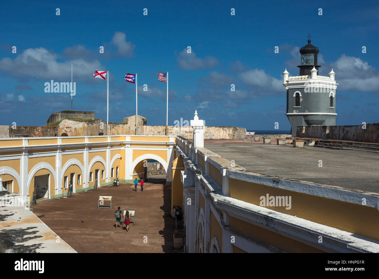 Patio principal faro Castillo San Felipe del Morro de la CIUDAD VIEJA DE SAN JUAN DE PUERTO RICO Foto de stock