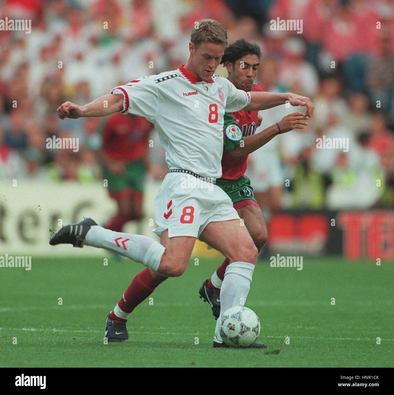 Claus Thomsen Rui Costa Dinamarca V Portugal El 09 De Junio De 1996 Fotografia De Stock Alamy