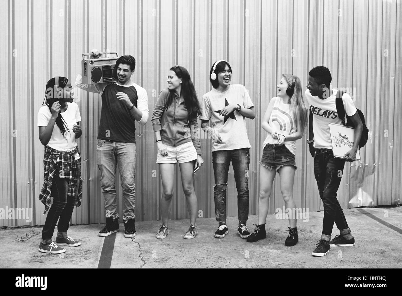 Los adolescentes en el estilo de vida de la cultura informal Estilo Los adolescentes en el estilo de vida de la cultura informal Estilo