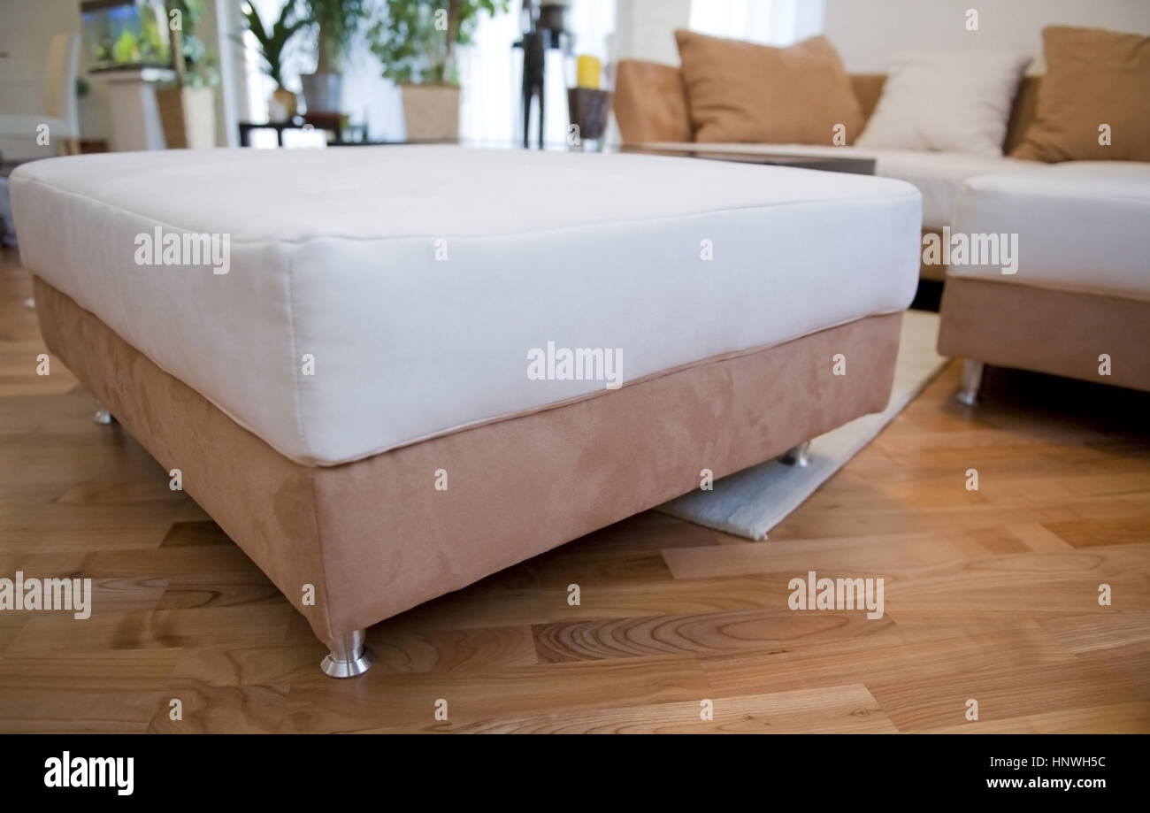 Sofá Wohnzimmer Fotos e Imágenes de stock - Alamy Sofá Wohnzimmer Fotos e Imágenes de stock - Alamy
