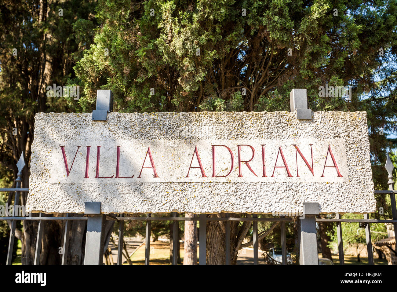 Villa Adriana signo de la información, la UNESCO patrimonio, Tivoli, Italia Foto de stock