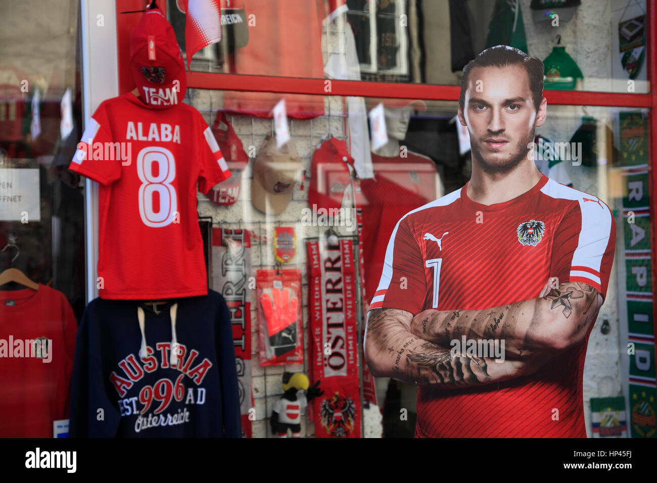 Fútbol tienda de souvenirs, Viena, Austria, Europa Fotografía de stock -  Alamy