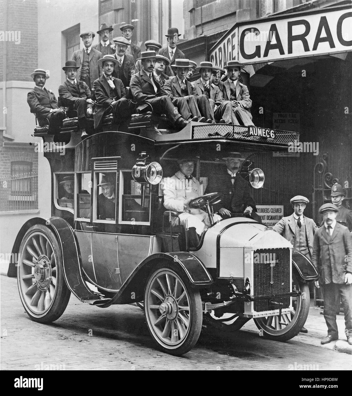 1913 Thames entrenador Foto de stock