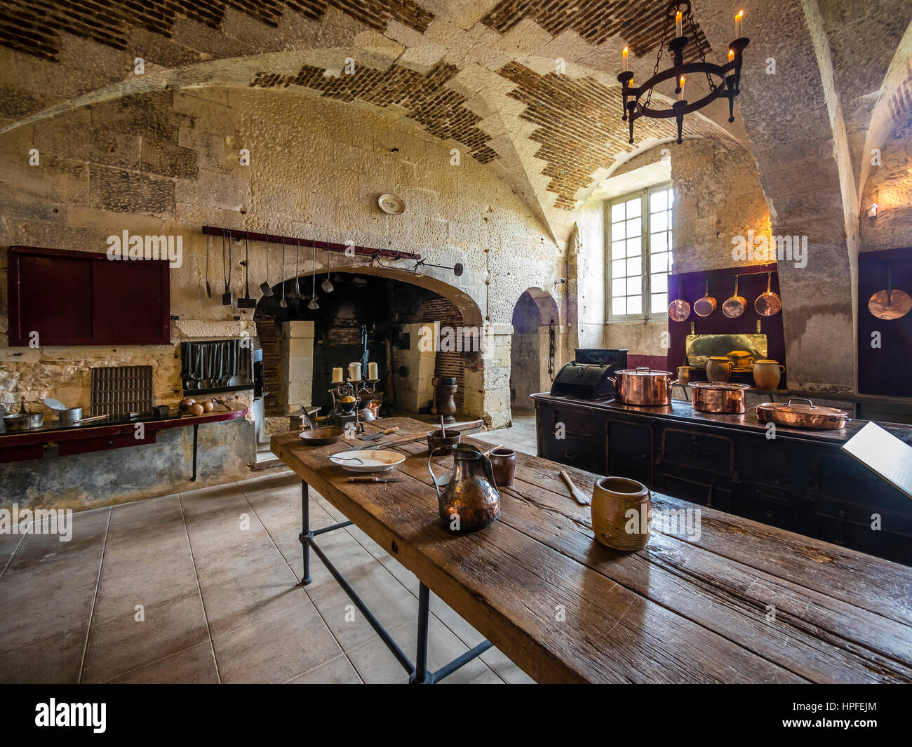 Cocina, Castillo, Valencay Valencay, Región Center-Val de Loire, Indre, Francia Fotografía de stock - Alamy Cocina, Castillo, Valencay Valencay, Región Center-Val de Loire, Indre, Francia Fotografía de stock - Alamy