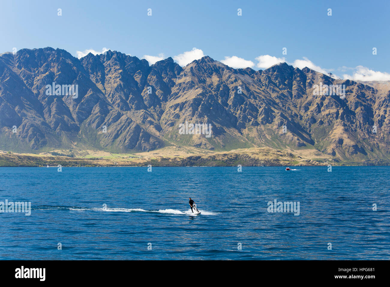 Queenstown, Otago, Nueva Zelanda. Jet ski en el lago Wakatipu, The