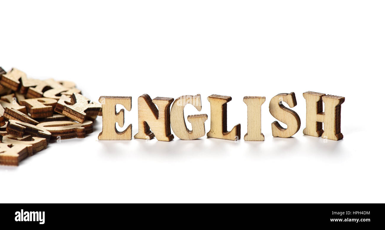 La palabra "Inglés" hecho con letras de madera aislado sobre fondo