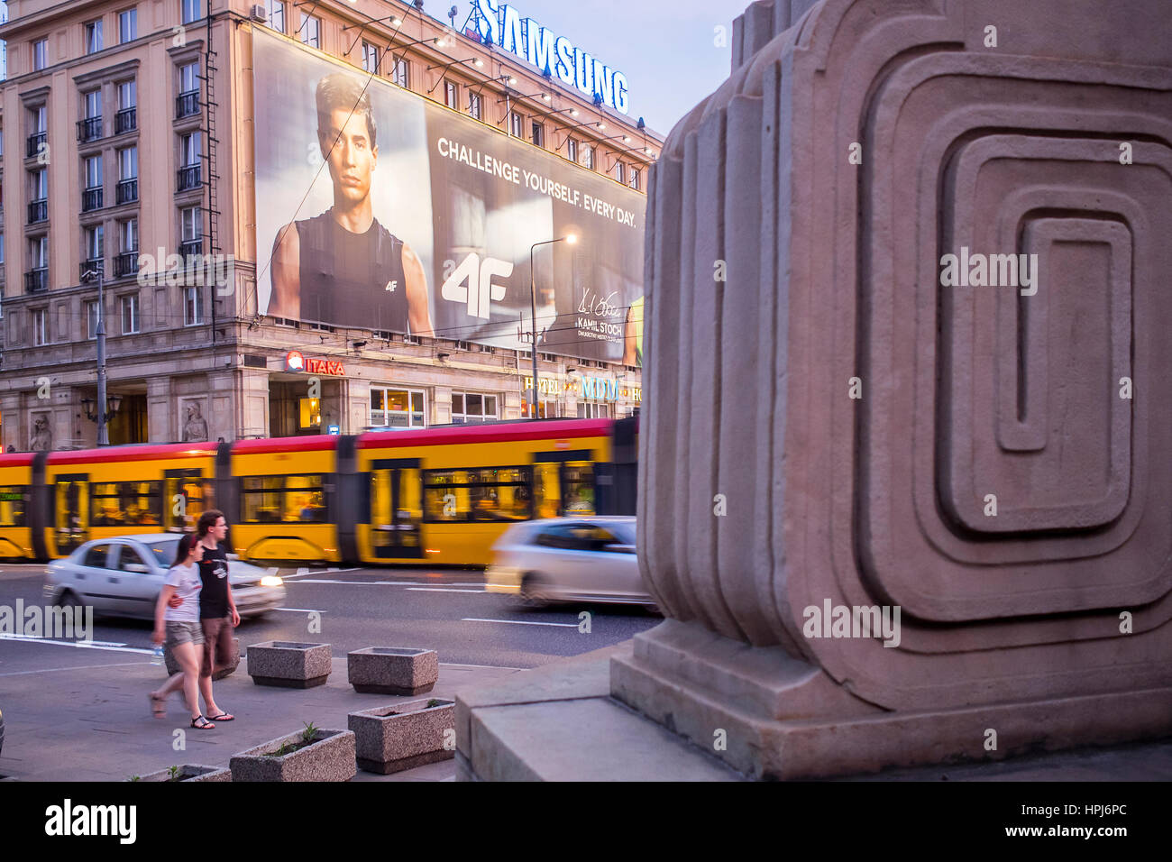 Plac Konstytucji,la plaza de la Constitución ,arquitectura y urbanismo