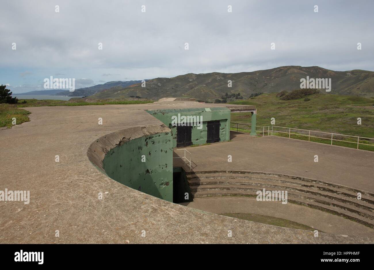 Batería Batería Mendell, militares abandonados y bunker en Marin, cerca de San Francisco, CA, EE.UU. Foto de stock