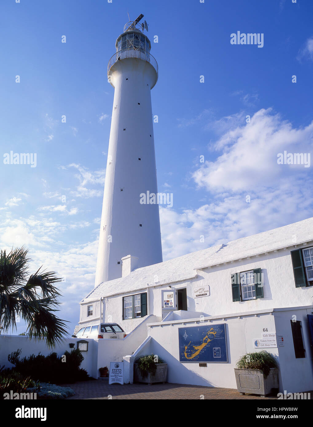 Gibb's Hill Lighthouse y confiterías, parroquia de Southampton, Bermudas Foto de stock