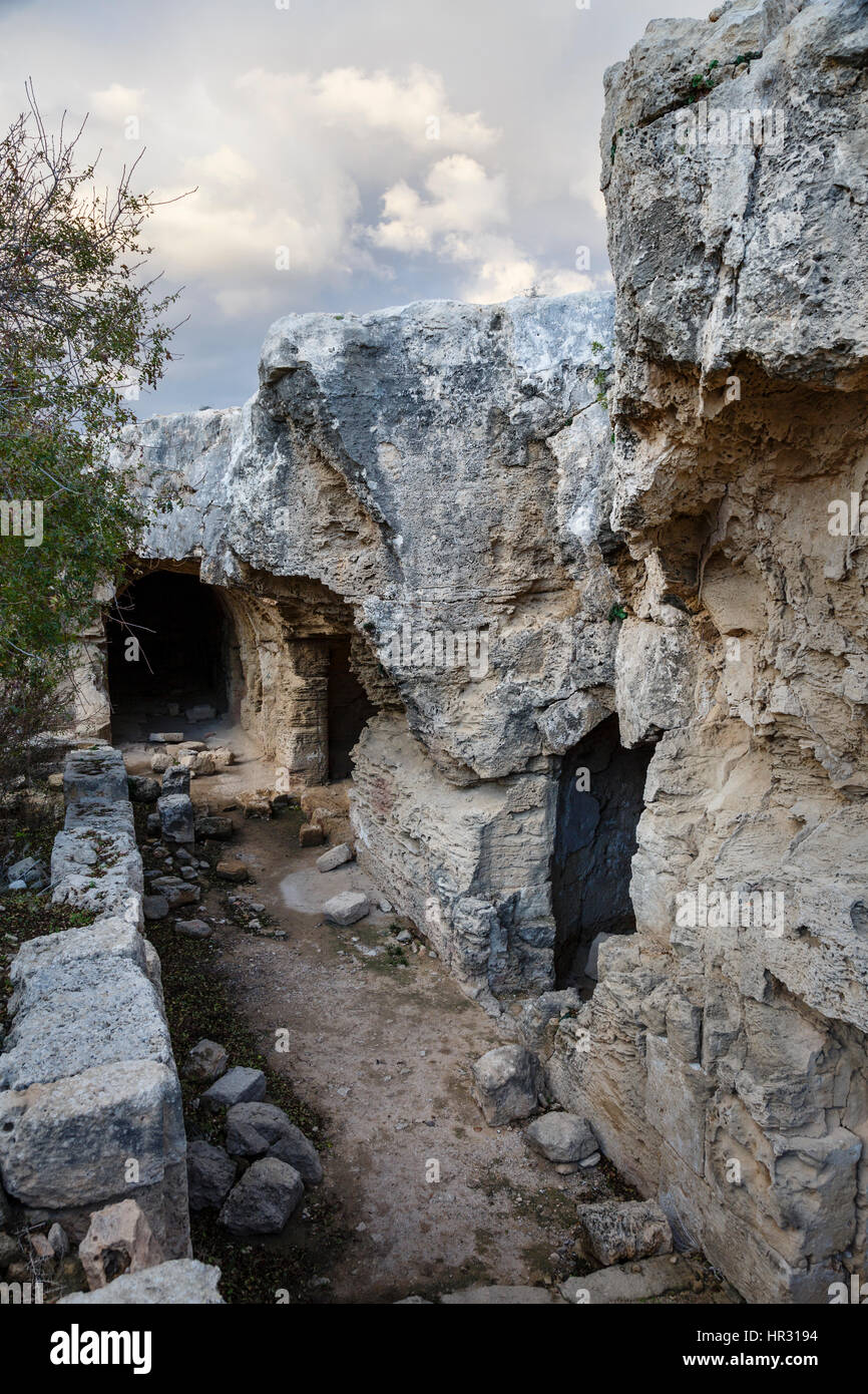 Catacumbas en el Parque Arqueológico de Paphos, Kato Paphos, Chipre Foto de stock