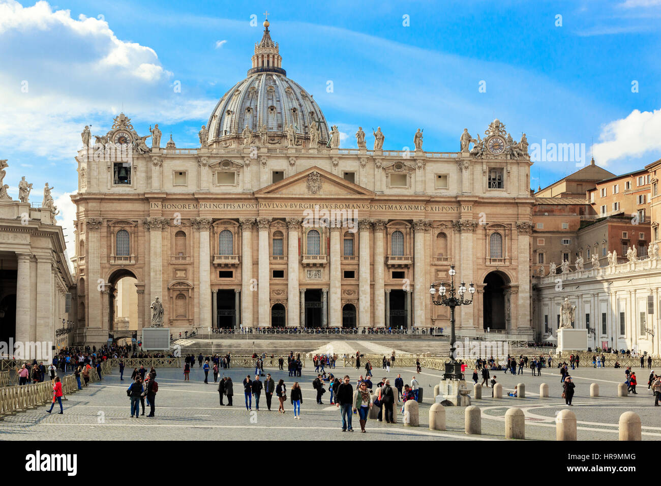 La Basílica de San Pedro, Ciudad del Vaticano, Roma, Italia Foto de stock