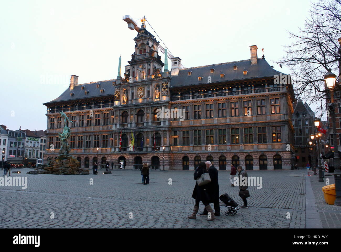 Monumental Ayuntamiento renacentista del siglo XVI (Stadhuis van Antwerpen), Antwerp, Bélgica. Foto de stock