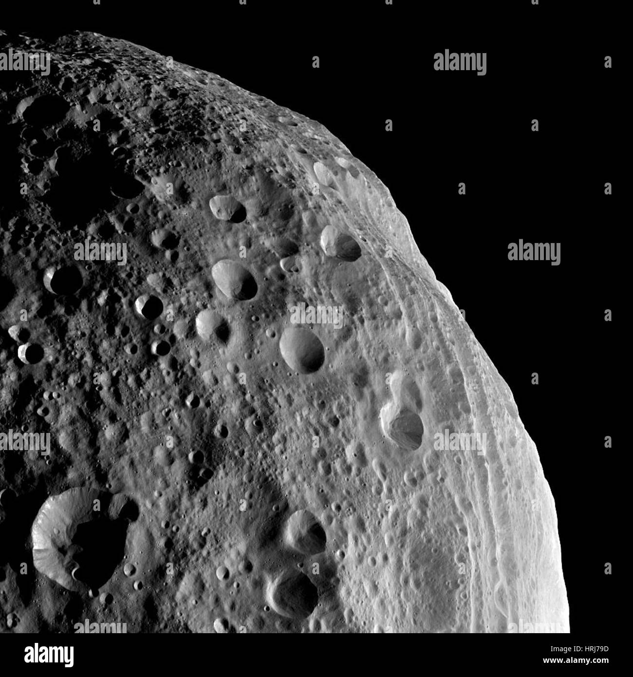 4 Vesta, el Asteroide Vesta, cráteres terreno Fotografía de stock - Alamy