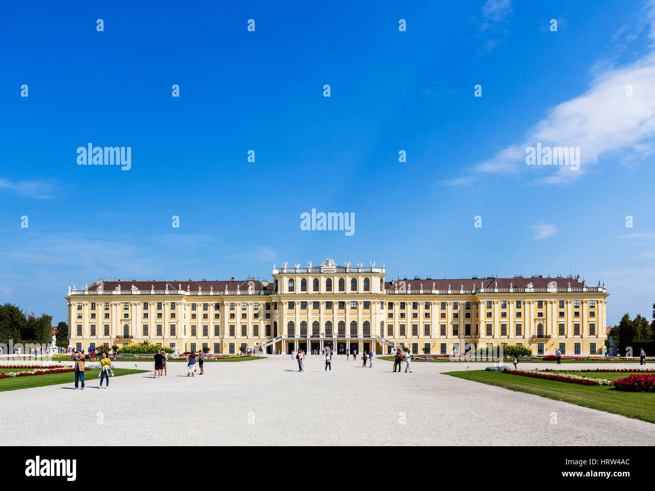 Palacio de Schonbrunn. Parte trasera del Palacio de Schönbrunn, Viena, Austria Foto de stock