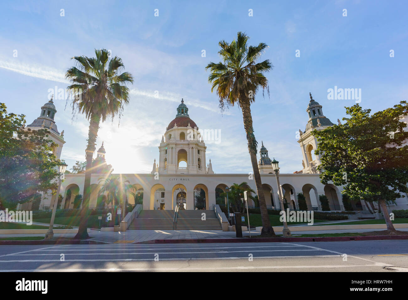 La hermosa tarde escena de Pasadena City Hall, Los Angeles, California Foto de stock