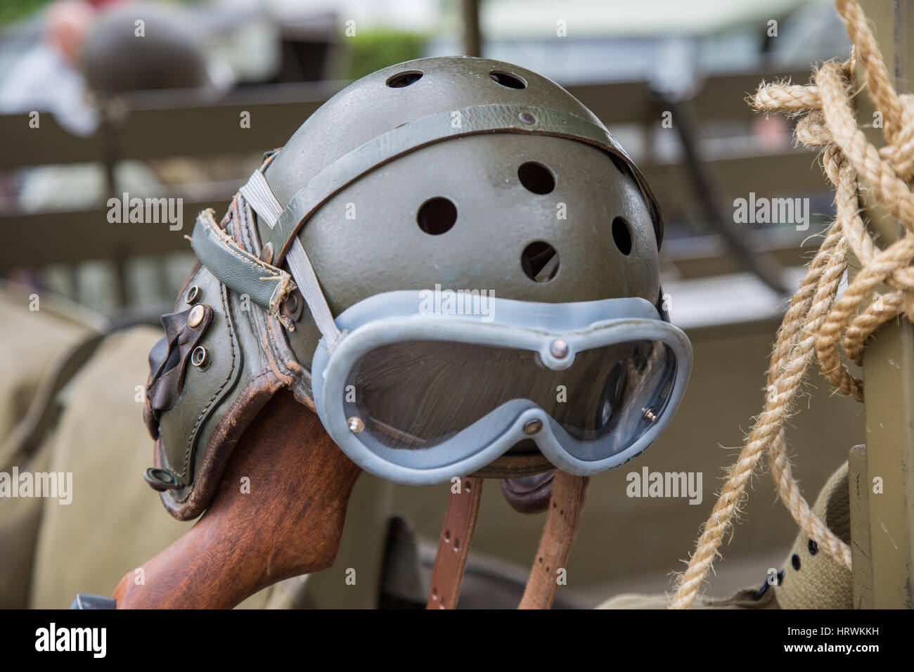 Casco de aviador de la segunda guerra mundial militar Fotografía de stock -  Alamy
