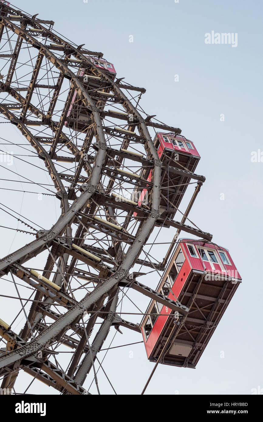 La Wiener Riesenred Ferris es uno de los más antiguos en el mundo ruedas de Ferris, Viena, Austria. Foto de stock