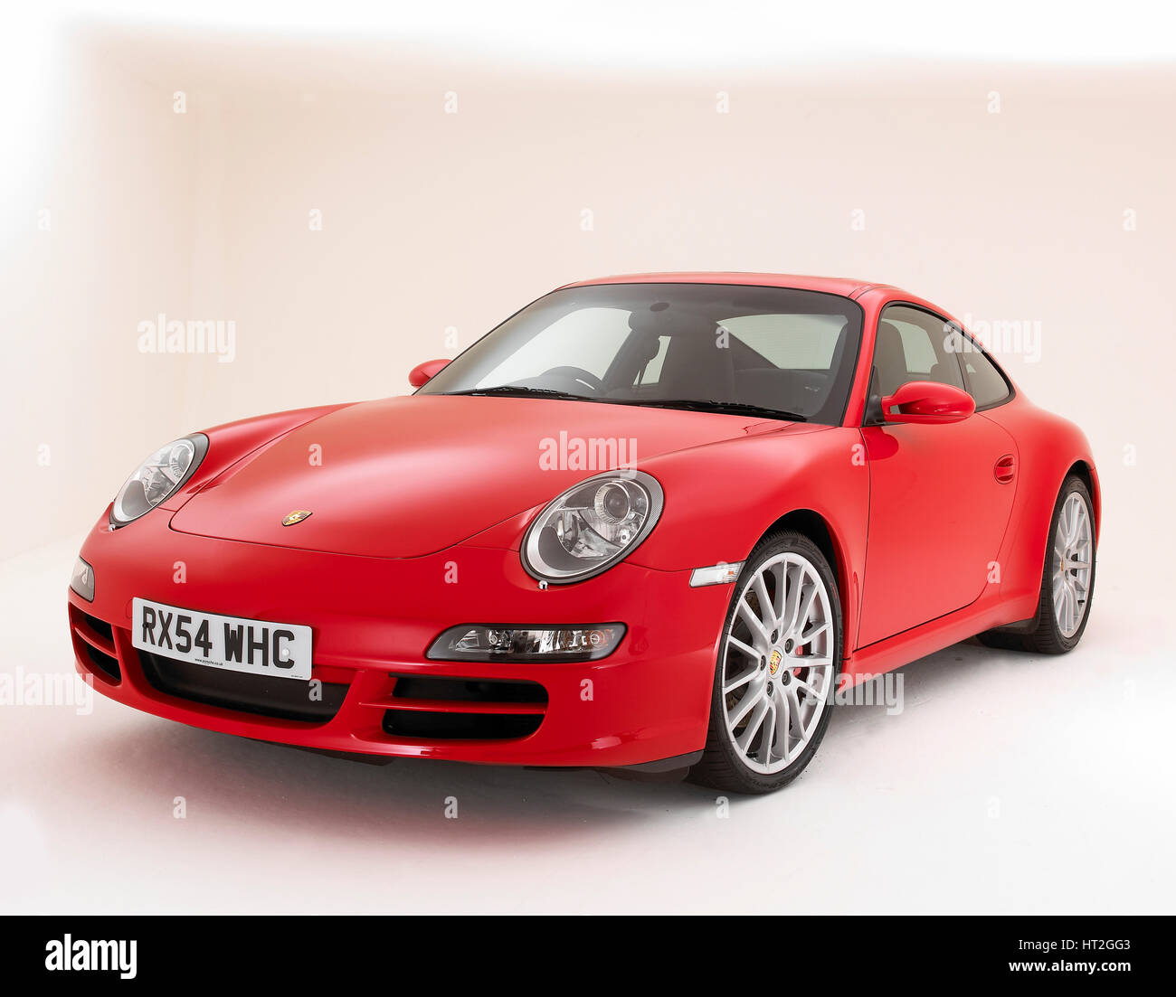 Porsche 911 carrera 2 fotografías e imágenes de alta resolución - Alamy