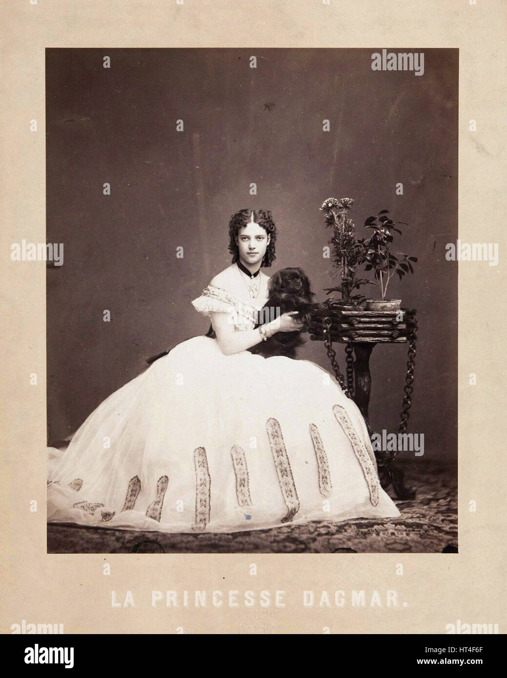 Retrato de Dagmar de Dinamarca por Jens Petersen 1864 Foto de stock