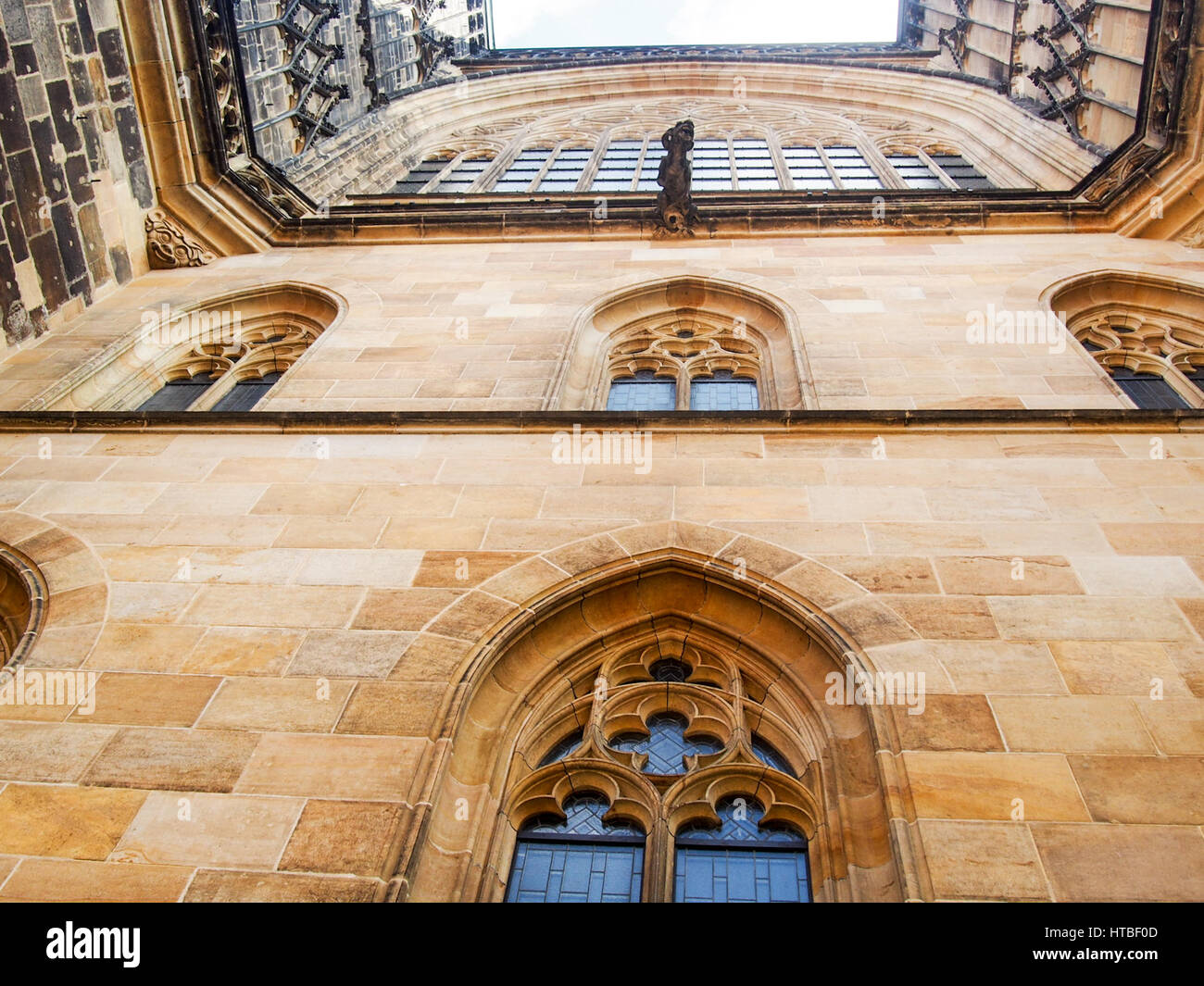 Detalle de la pared de la catedral de Praga, República Checa. Foto de stock
