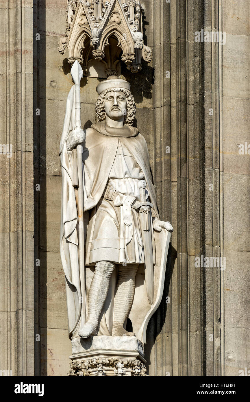 Heiligenfigur en la fachada sur, la catedral de Colonia, Colonia, Renania del Norte-Westfalia, Alemania Foto de stock