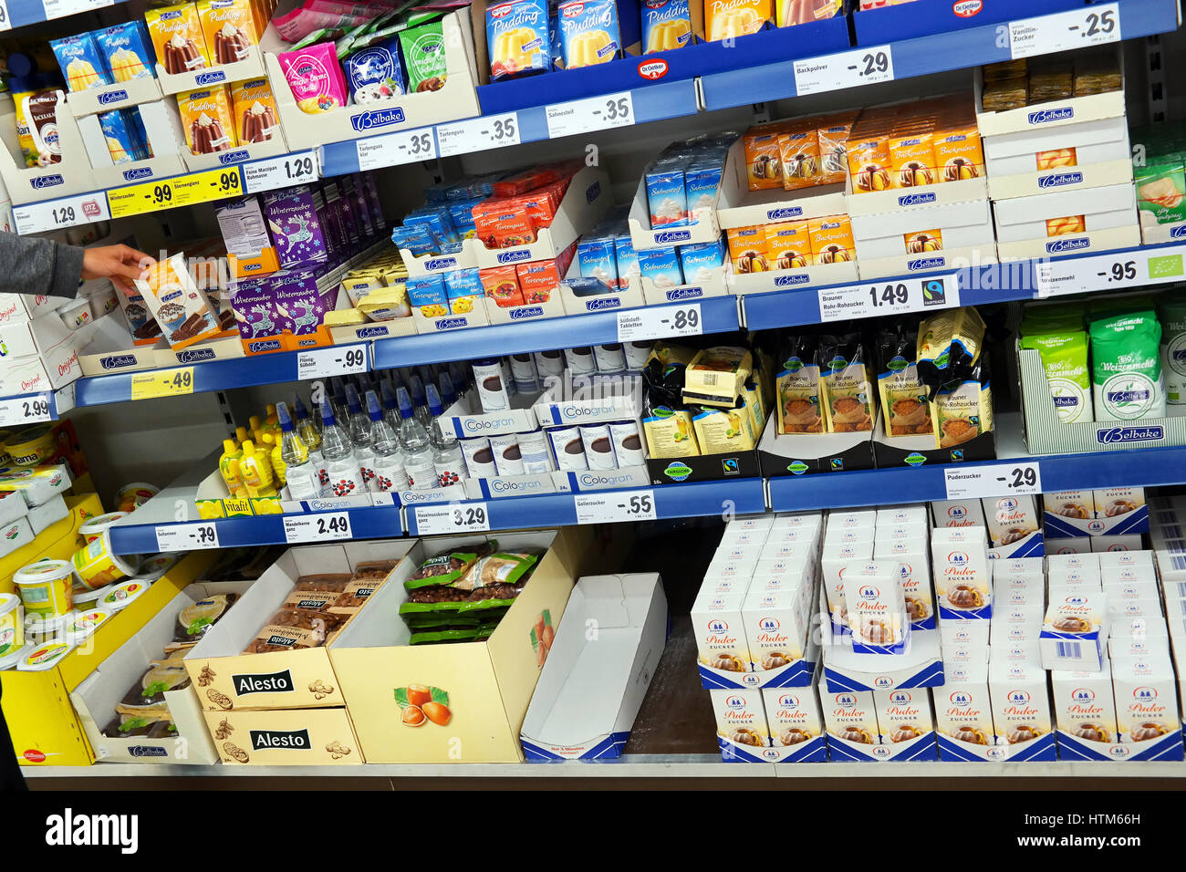 Interior de un Lidl supermercado Fotografía de stock -
