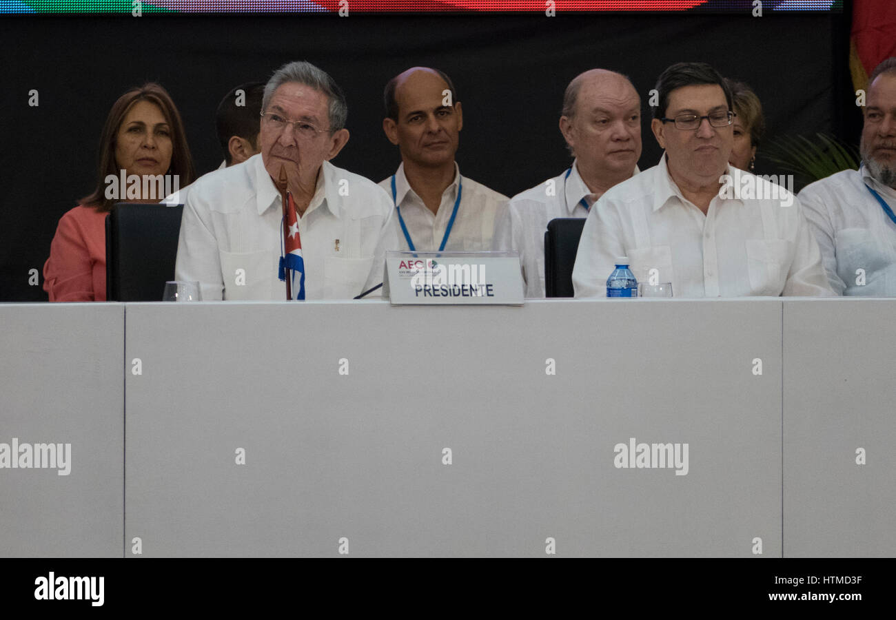 La Habana, Cuba. 10 de marzo de 2017 - El presidente cubano Raúl Castro en la apertura de la 22ª reunión de la Asociación de Estados del Caribe Países Ministerial Foto de stock