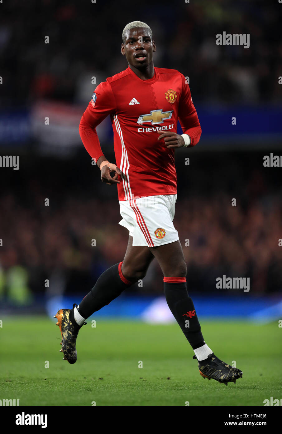 Paul Pogba Manchester United durante los Emiratos FA Cup, el encuentro de  cuartos de final en Stamford Bridge, Londres Fotografía de stock - Alamy