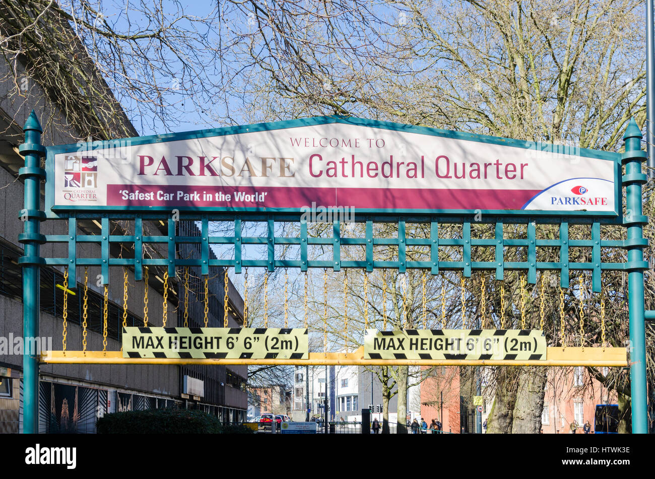 Catedral Parksafe trimestre aparcamiento en Derby - el aparcamiento seguro en el mundo Foto de stock