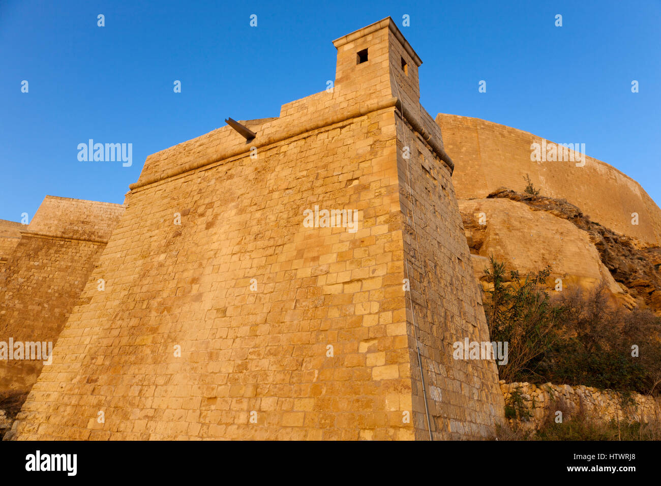 El multi-tiered y prohibiendo las fortificaciones de la ciudadela de Gozo tienen complejas funciones defensivas como bastiones e incluso un reducto sobresaliendo Foto de stock