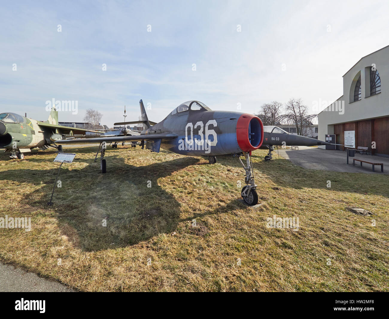 República F-84F Thunderstreak en el Museo de la aviación polaco Cracovia en Polonia Foto de stock