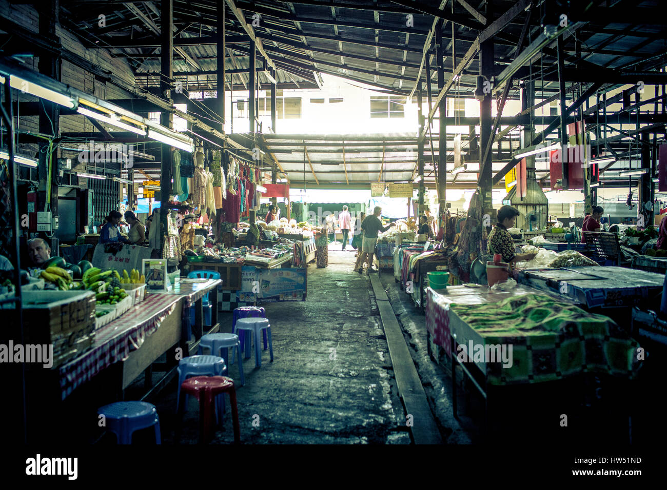 Chiang Mai es conocida como la más grande y culturalmente más importante ciudad en el norte de Tailandia. Hay una gran variedad de mercados que se adapte a cada Foto de stock