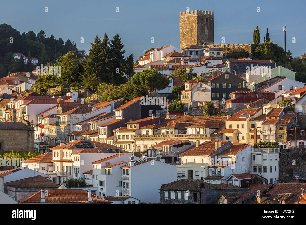 Portugal, Douro, Lamego, región norte, distrito de Viseu, la ciudad vieja y el castillo Foto de stock