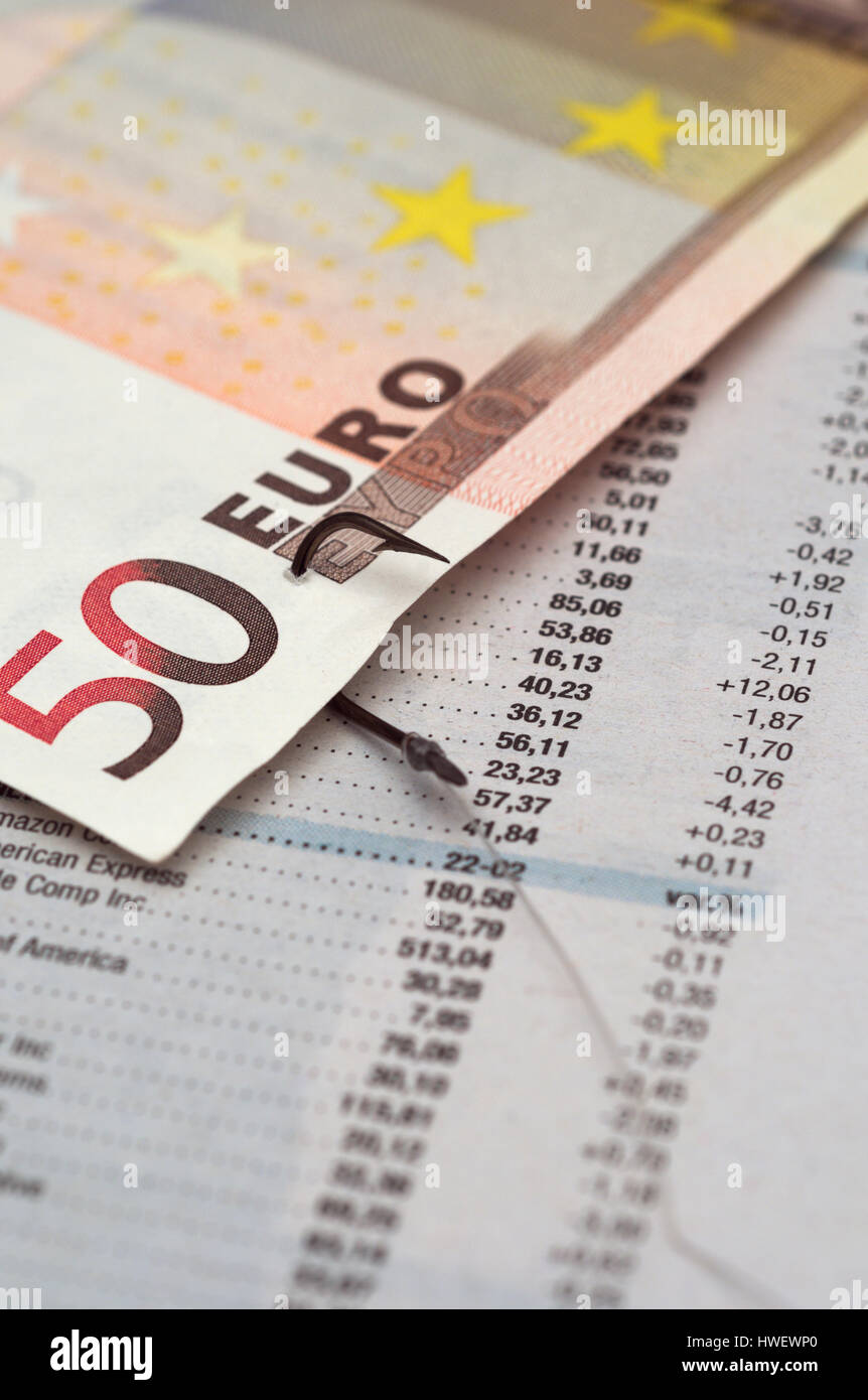 Euro enganchadas y empresas comparten el precio listado en la página de prensa Foto de stock