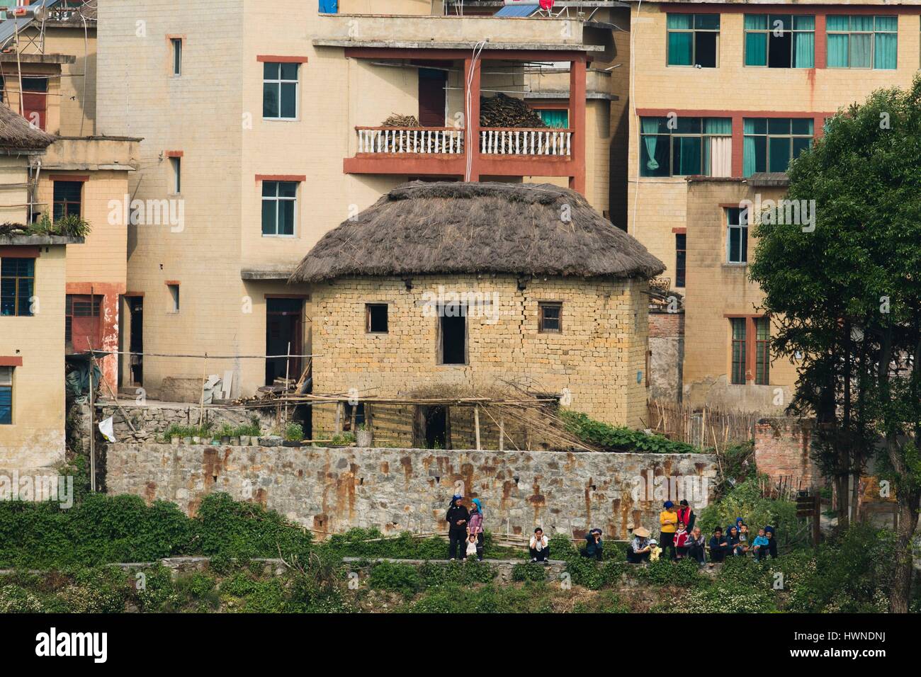 China Yunnan Honghe, estado, distrito, ciudad, Monte Ailao Yuanyang, campos de arroz en terrazas listados como Patrimonio Mundial por la UNESCO (vista aérea) Foto de stock