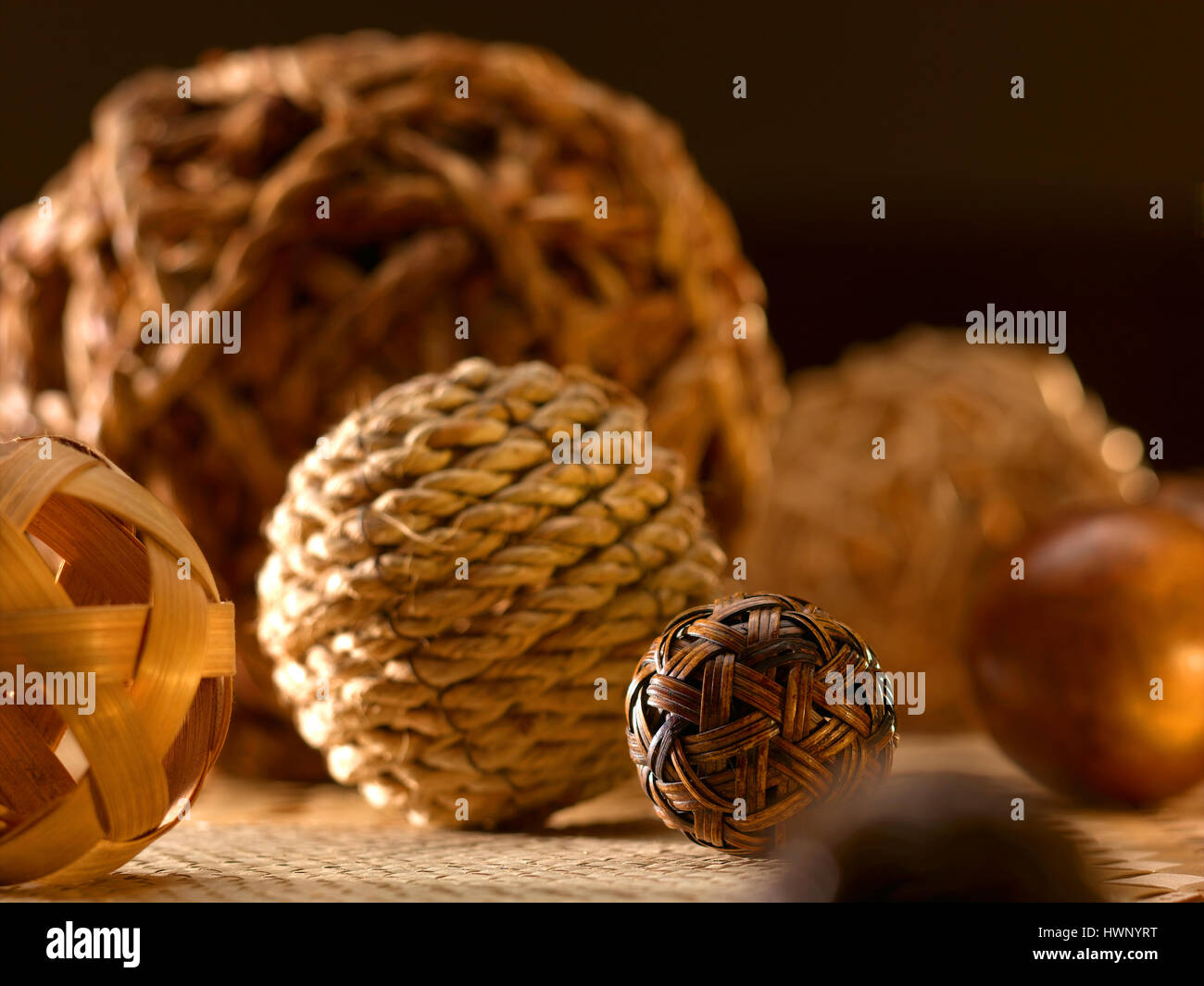 bolas de yute Fotografía de stock - Alamy