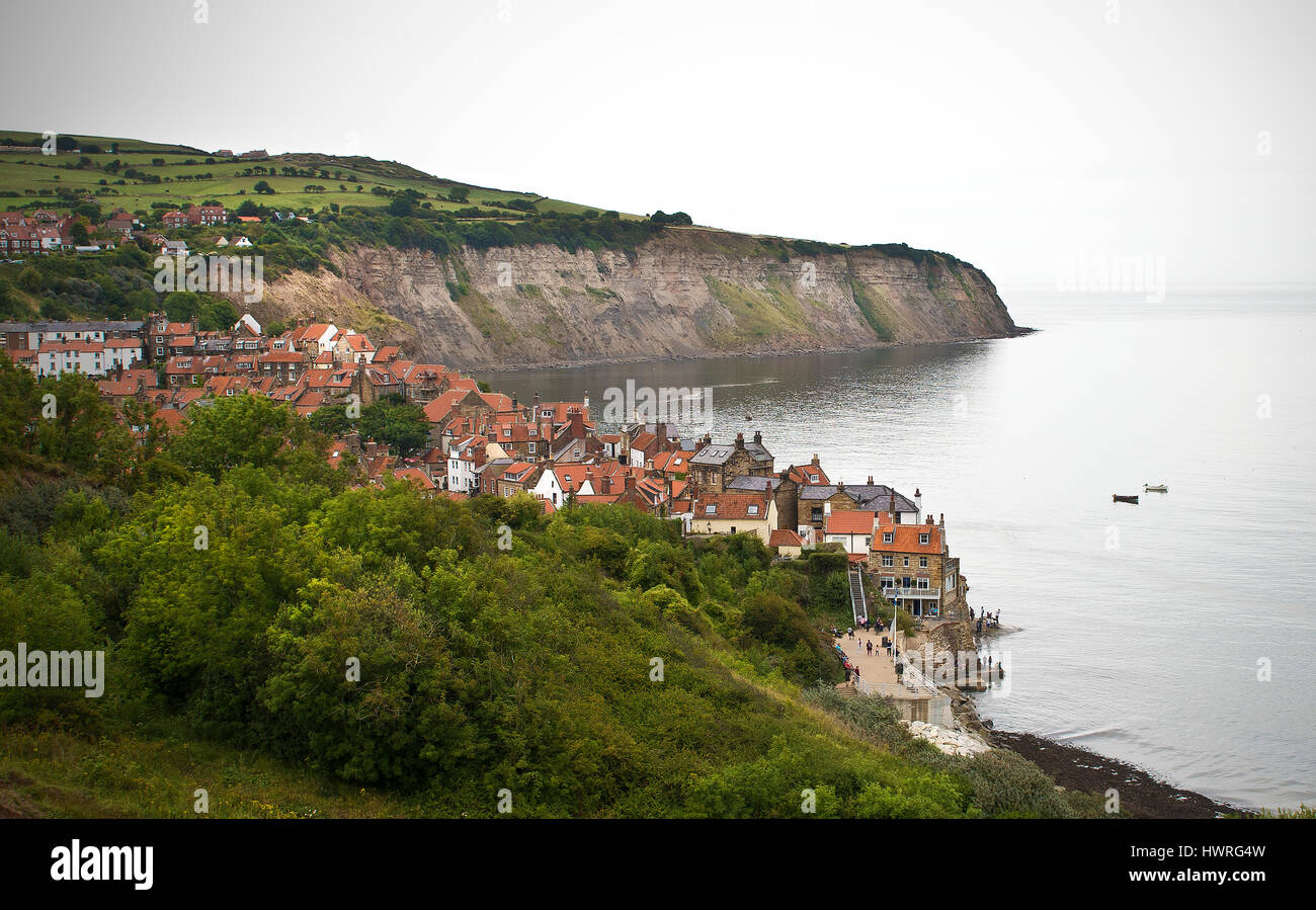 Vista De Robin Hoods Bay, North Yorkshire, Reino Unido Foto de stock