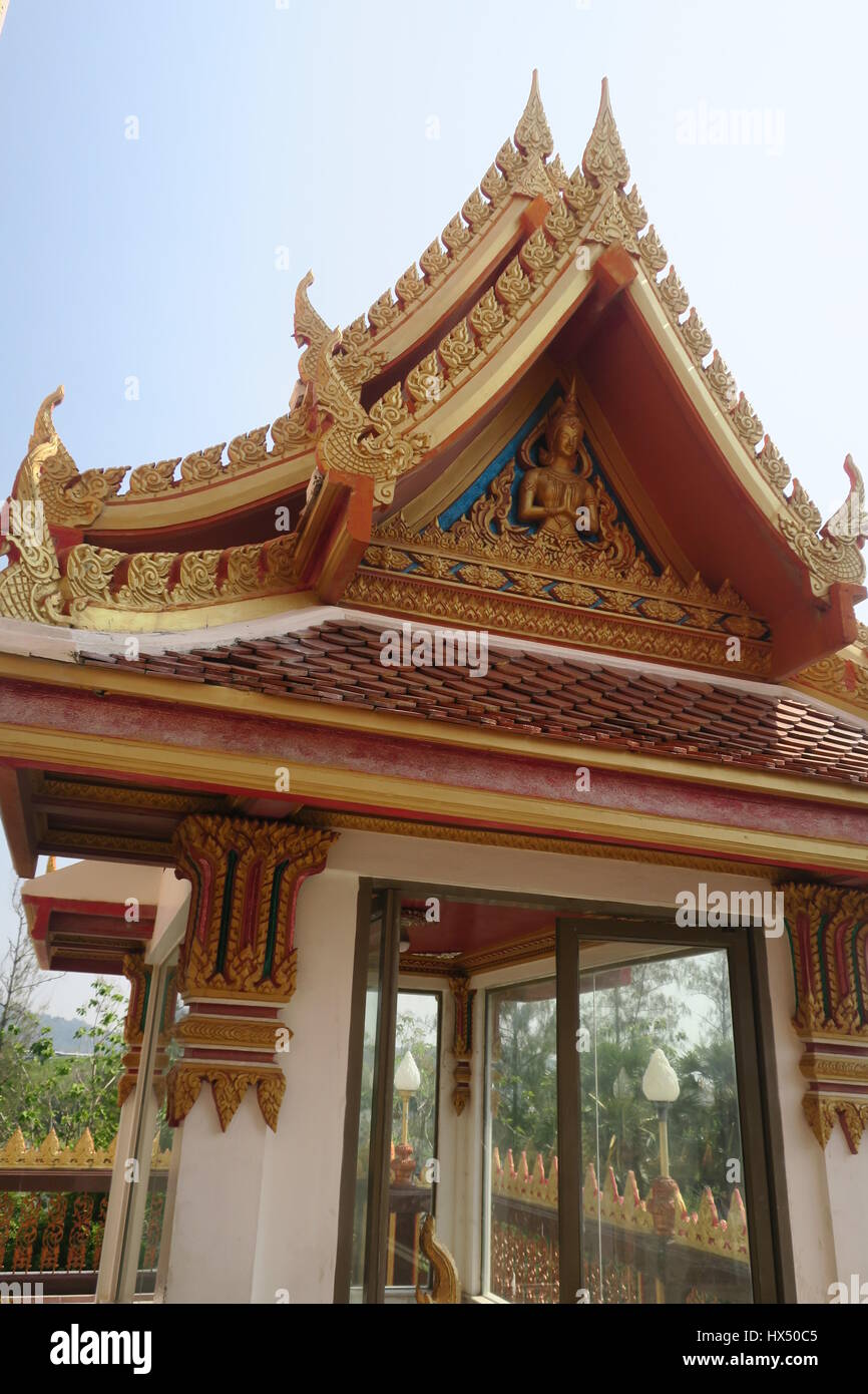 Templo budista es un lugar de culto para los budistas, los seguidores del  budismo. Éstos incluyen estructuras llamadas stupa, la Pagoda de Wat y en  diferentes regiones Fotografía de stock - Alamy