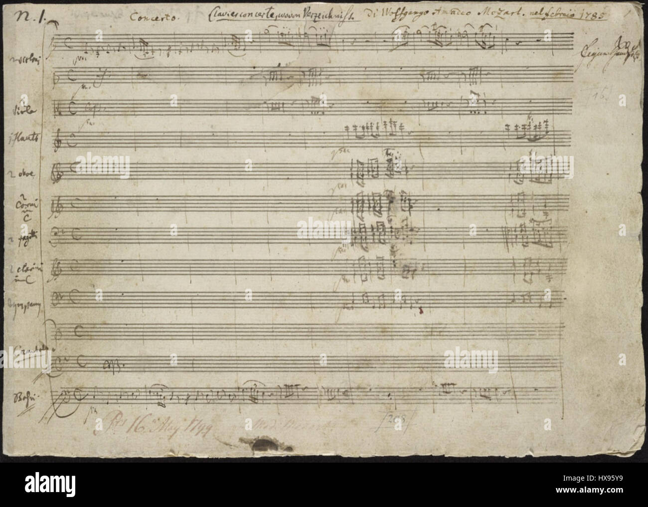 Concierto de piano de Mozart nº 21 página inicial del manuscrito autógrafo  Fotografía de stock - Alamy