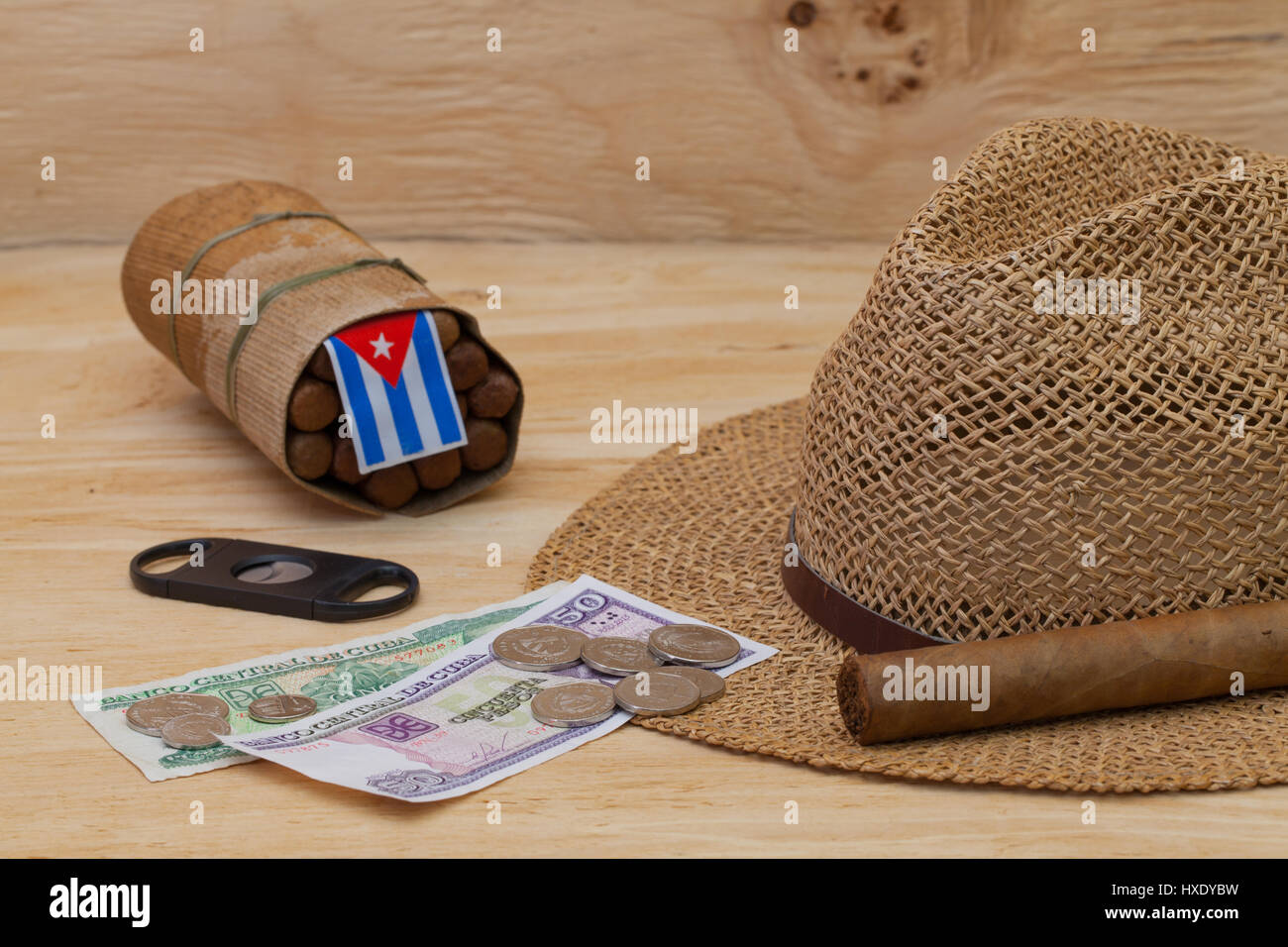 Hombre que llevaba un sombrero para el sol fotografías e imágenes de alta  resolución - Página 4 - Alamy