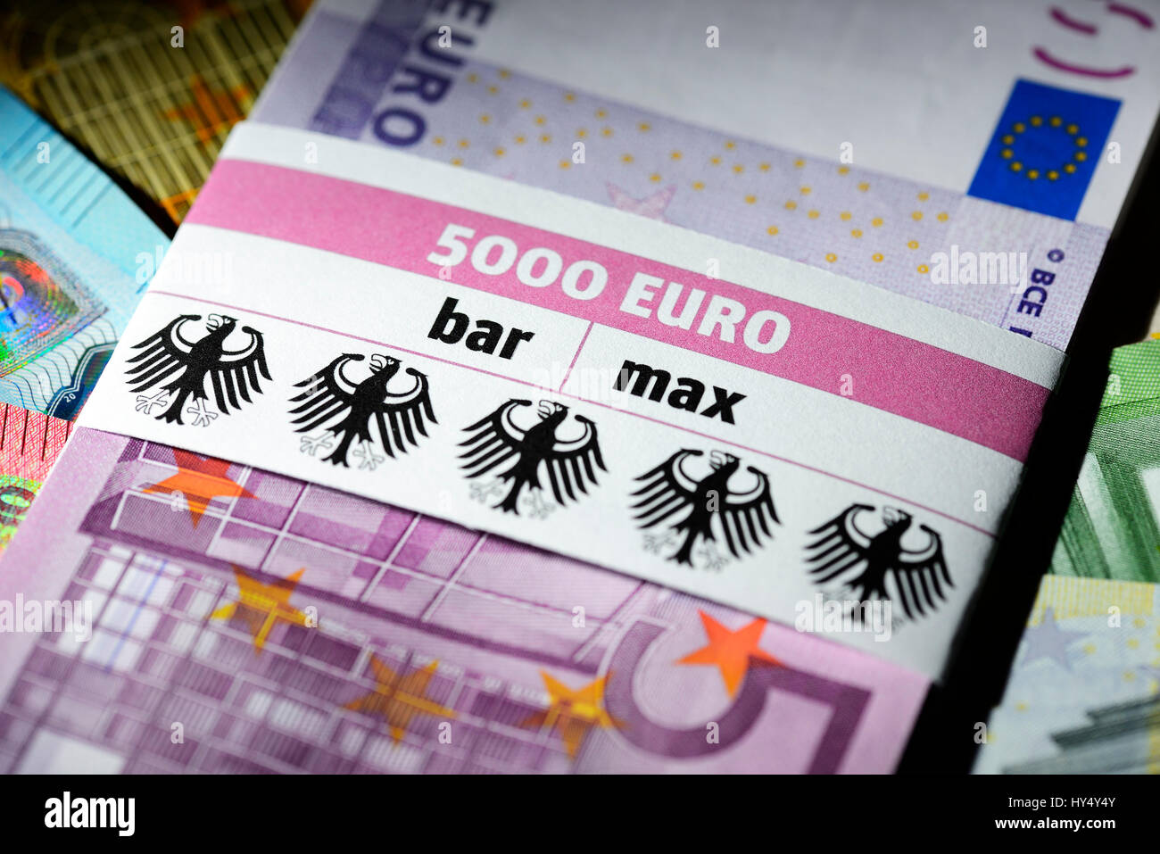 5000 Euros Fotos E Imagenes De Stock Alamy