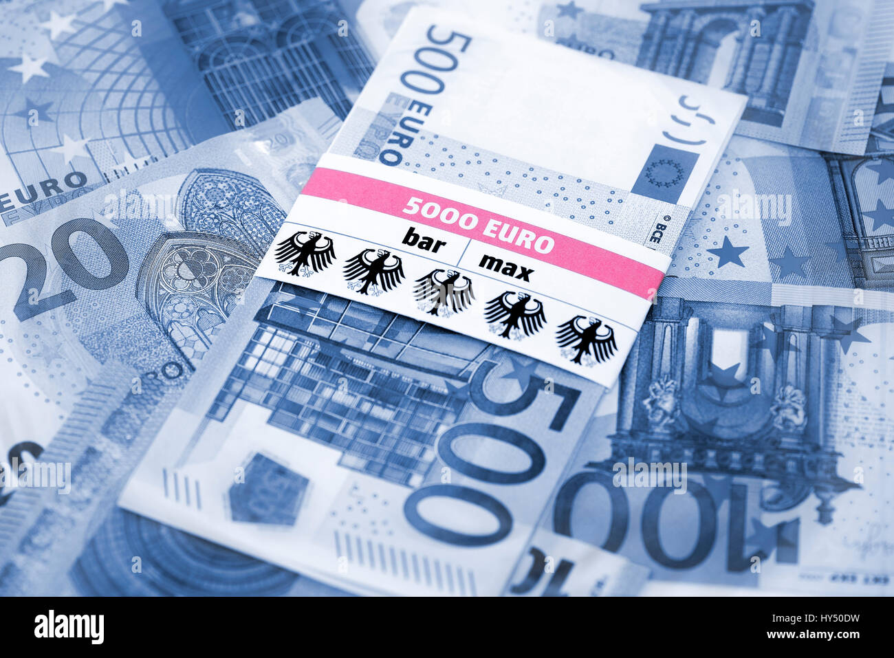 5000 Euros Fotos E Imagenes De Stock Alamy