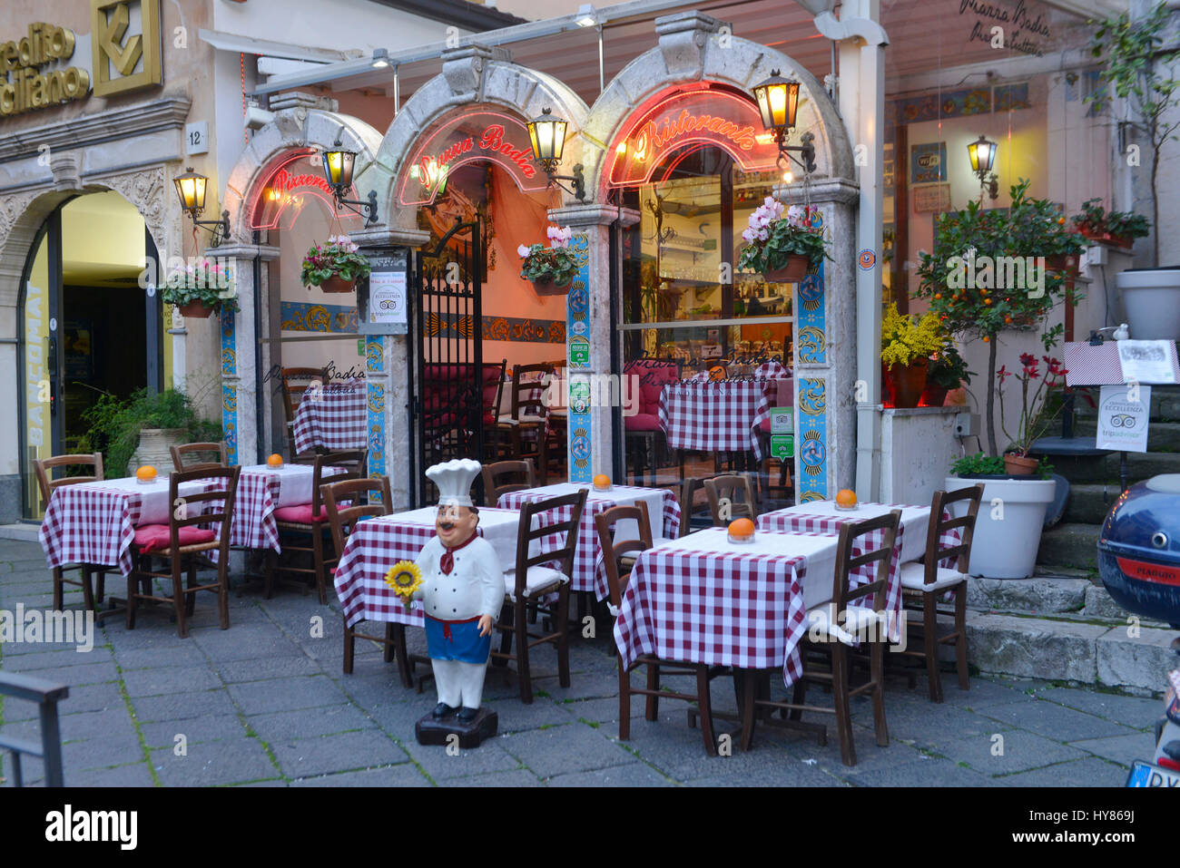 Restaurante, Corso Umberto, Taormina, Sicilia, Italia, Sizilien, Italien Foto de stock