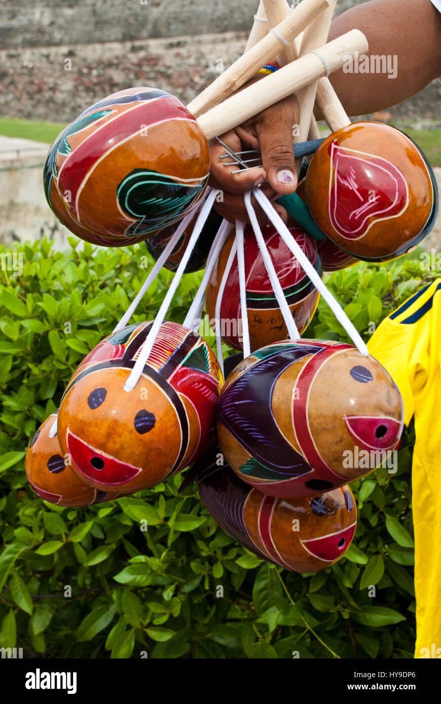 Mexican fiesta maracas musical instruments fotografías e imágenes de alta  resolución - Alamy