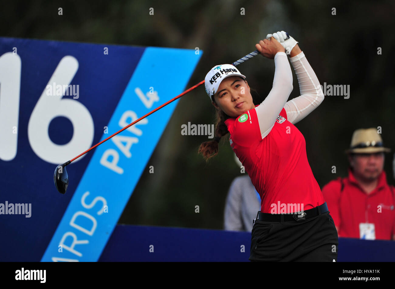 Rancho Mirage, California, USA. 2 abr, 2017. Minjee Lee sobre el 16t durante la ronda final de la ANA inspiración en el Dinah Shore Tournament Curso en Mission Hills Country Club de Rancho Mirage, California. John Green/CSM/Alamy Live News Foto de stock