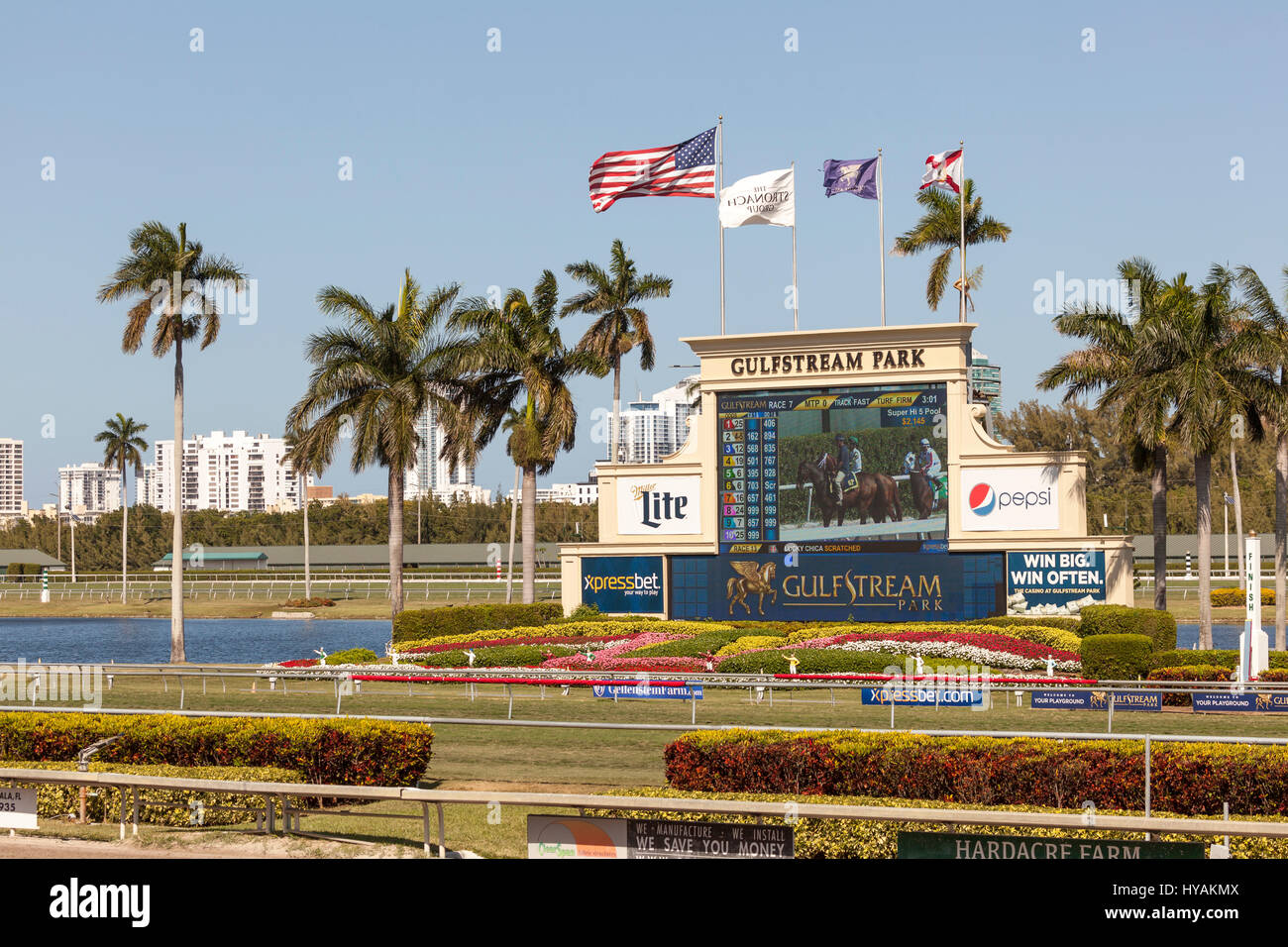 HALLANDALE BEACH, EE.UU. - Mar 11, 2017: la pista de carreras de caballos en el Gulfstream Park en Hallandale Beach, Florida, Estados Unidos Foto de stock