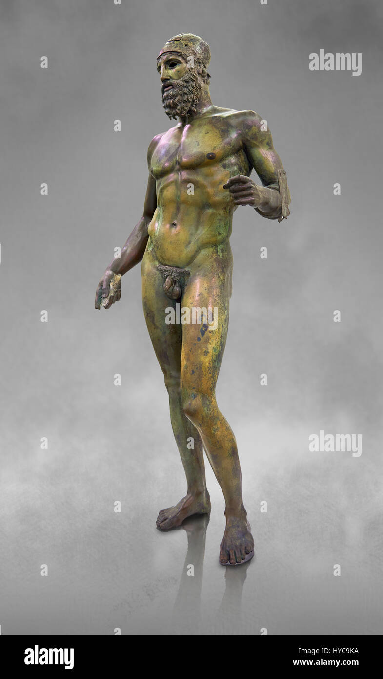 El Riace estatuas griegas de bronce sobre fundición 460 BC. Museo