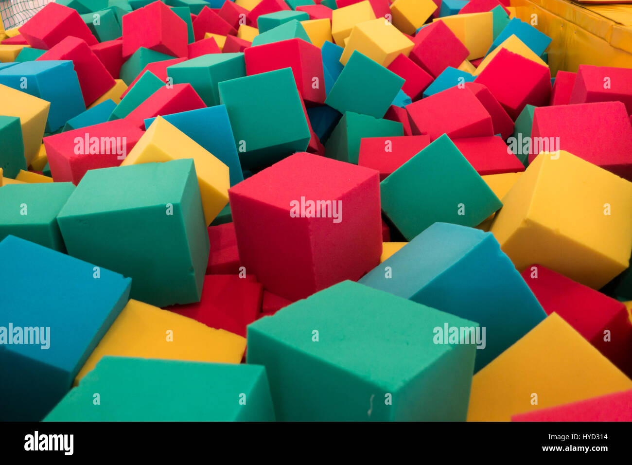 Cubo de goma fotografías e imágenes de alta resolución - Alamy
